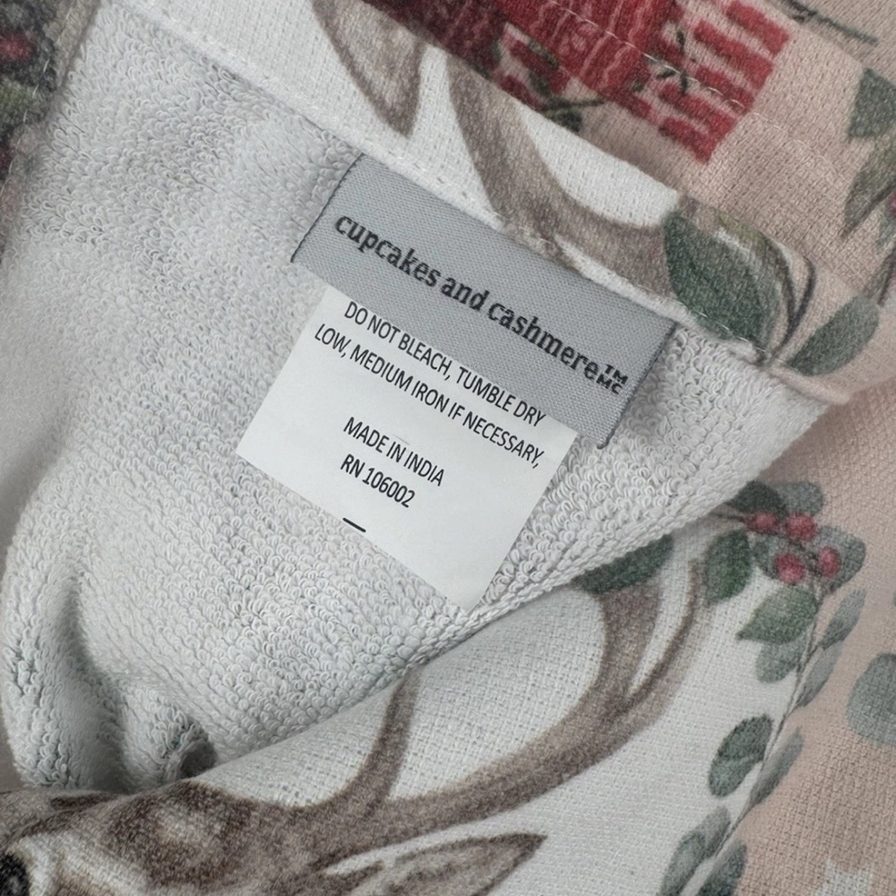 Cupcakes & Cashmere Christmas Deer Kitchen Towels Set of 3 Coastal Cotton NWT - Picture 7 of 15